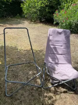 structure métal de fauteuil de jardin- toiles à refaire