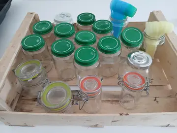 petits pots bebe en verre vides bledina