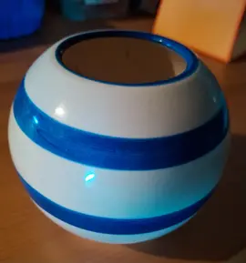 pot blanc rayures bleu