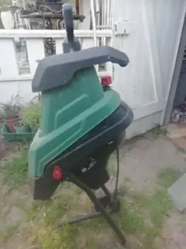 broyeuse à végétaux parkside marque lidl pour pièces ne fonctionne pas