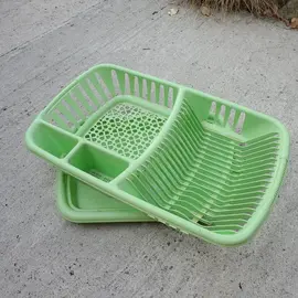 égouttoir à vaisselle plastique