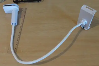 Support de smartphone d'étagère