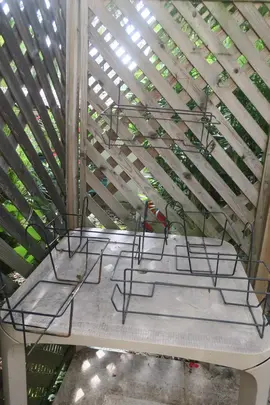 Lot de 5 SUPPORTS de JARDINIERES pour Balcon
