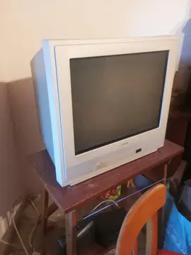 télé