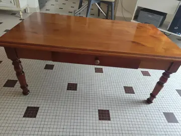 TABLE DE SALON