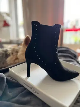 Bottines élégantes neuves pointure 36
