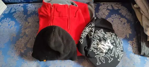Lot de vêtements pour enfant de 10-12 ans