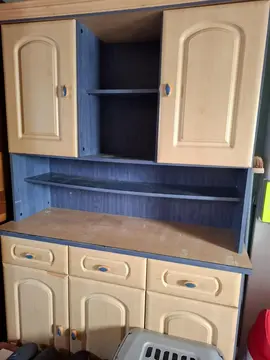meuble a donner pour garage ou celluer