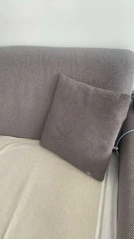 lot de deux coussins gris