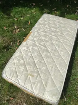 Matelas lit bébé