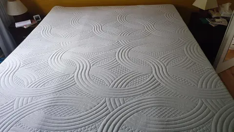 Donne surmatelas