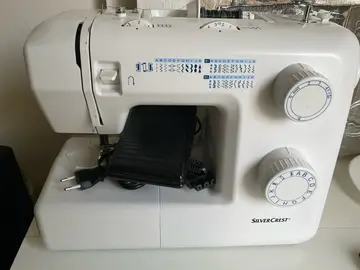 Machine à coudre à réparer