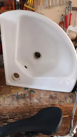 lave mains angle