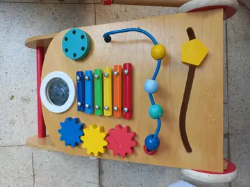 chariot de marche bébé en bois