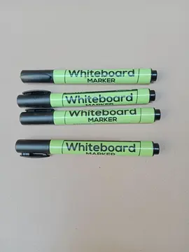 4 feutres pour tableau blanc