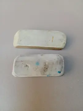 2 gommes
