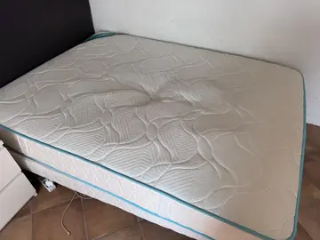 Matelas + Sommier à lattes 140x200