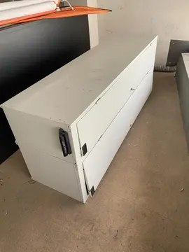 ARMOIRE VESTIAIRE