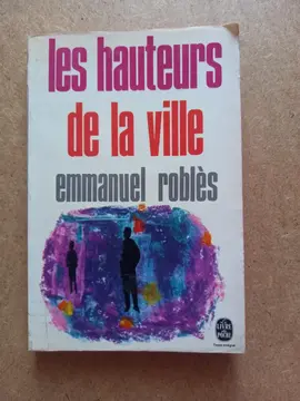 livre poche Les hauteurs de la ville