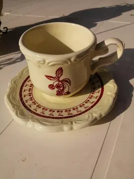 Set tasses+ soucoupe