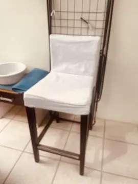 Lot de 2 chaises de bar ikea