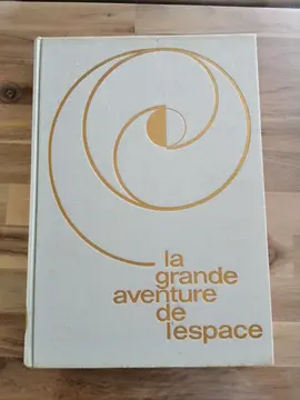 Livre sur l'espace