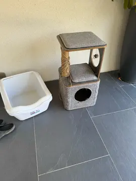 arbre à chat et litière