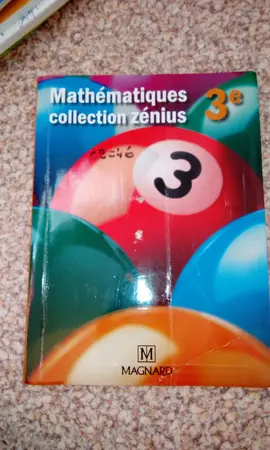 Manuel de mathématique 3ème