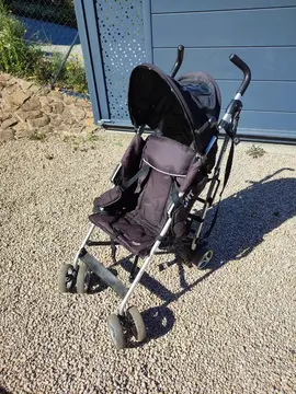 Poussette canne