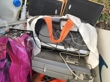 informatique et Paire d'enceintes