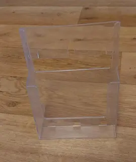 Présentoir/distributeur de documents en plastique