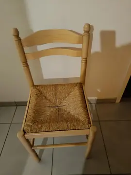 Chaise en bois