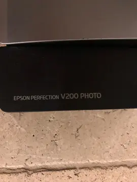 scanner Epson Perfection V200 photo