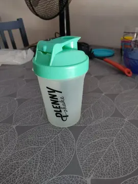 Shaker en plastique