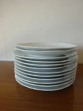 12 assiettes plates