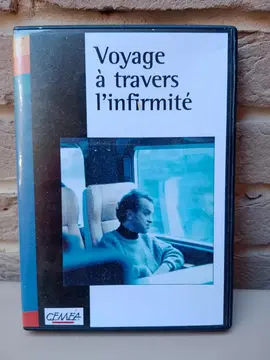 DVD - VOYAGE À TRAVERS L'INFIRMITÉ