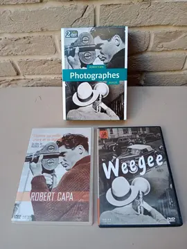 2 DVD - PHOTOGRAPHES Weegee et Capa