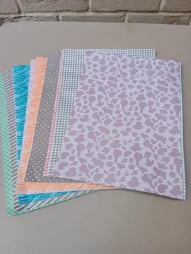 Grandes feuilles à motifs recto verso
