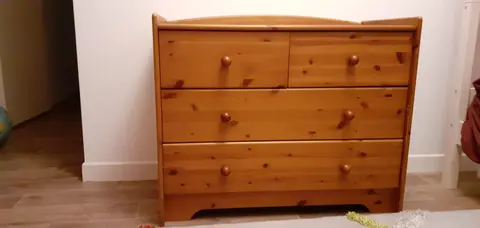 Commode chambre d'enfant