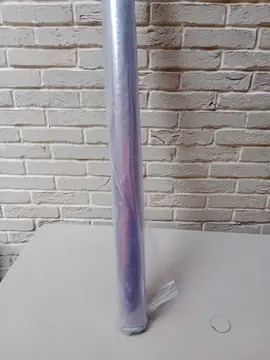 Rouleau de plastique transparent
