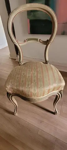 Cause déménagement belle chaise Louis Philippe