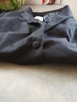 veste noire classique