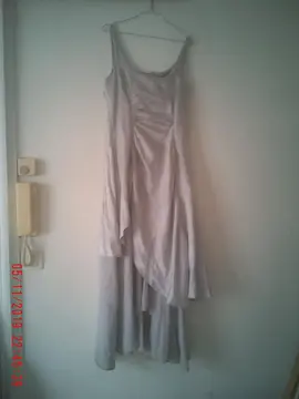 Robe blanche taille 42 pour faire du shooting urbex ou halloween