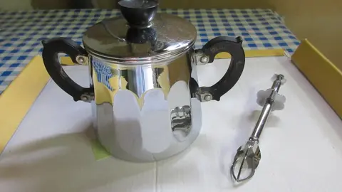 sucrier et pince à sucre