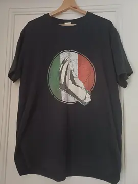 Tee-shirt