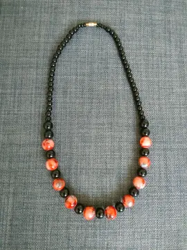 collier en perles nacrées