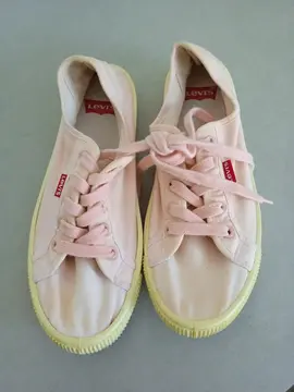 Baskets/Tennis toile rose LEVI'S