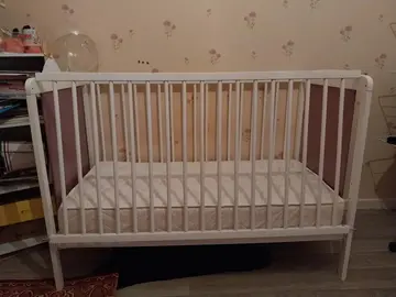 Lit pour bébé avec matelas