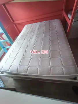 lit 04 coffres de 140 x 200 avec matelas