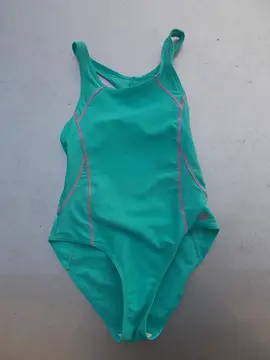 maillot de bain femme taille 152